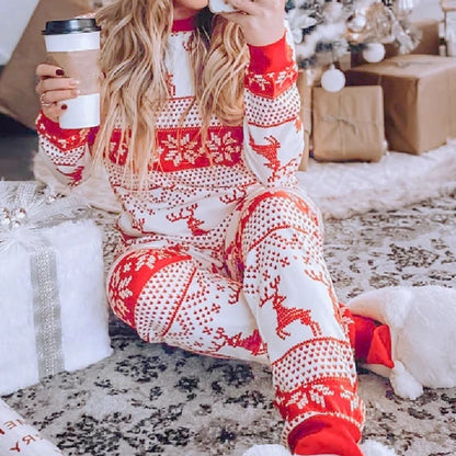 Mommy and Me Clothes 2023 New Christmas Pajamas Set for Family Soft Cute Sleepwear Adults Kids 2 Pieces Suit Xmas Look Outfits